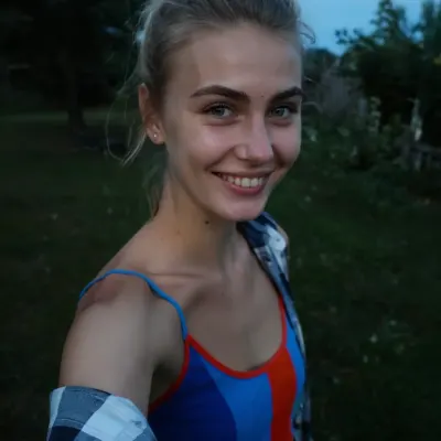 Полюшка
